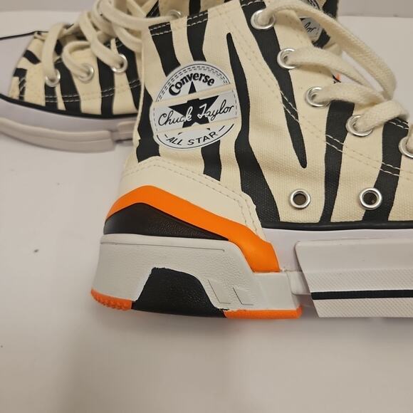 Converse CPX70 High Top Zebra Print Women’s 6.5 Black White Orange Shoes - Picture 10 of 10